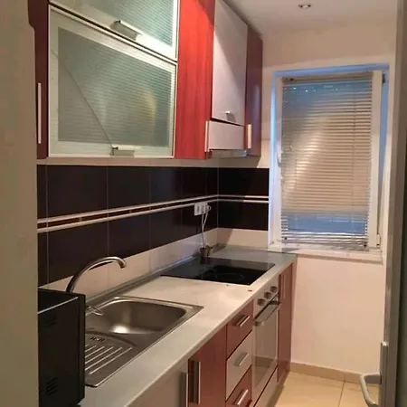 Apartament مانغاليا